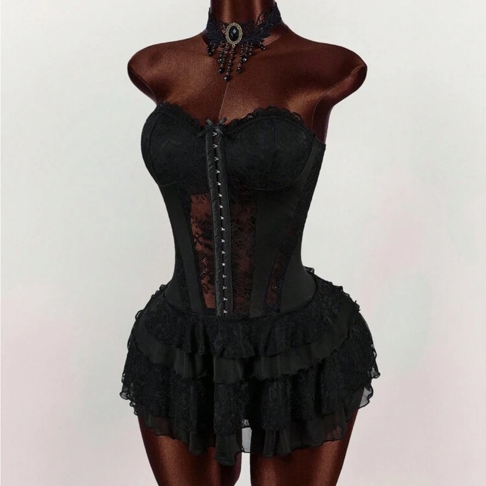 Elegant Black Lace Mini Dress